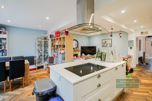 Photo 30- click for photo gallery